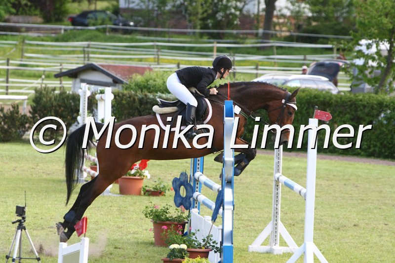 204M1896_Mara Anne_Stil Axx.JPG